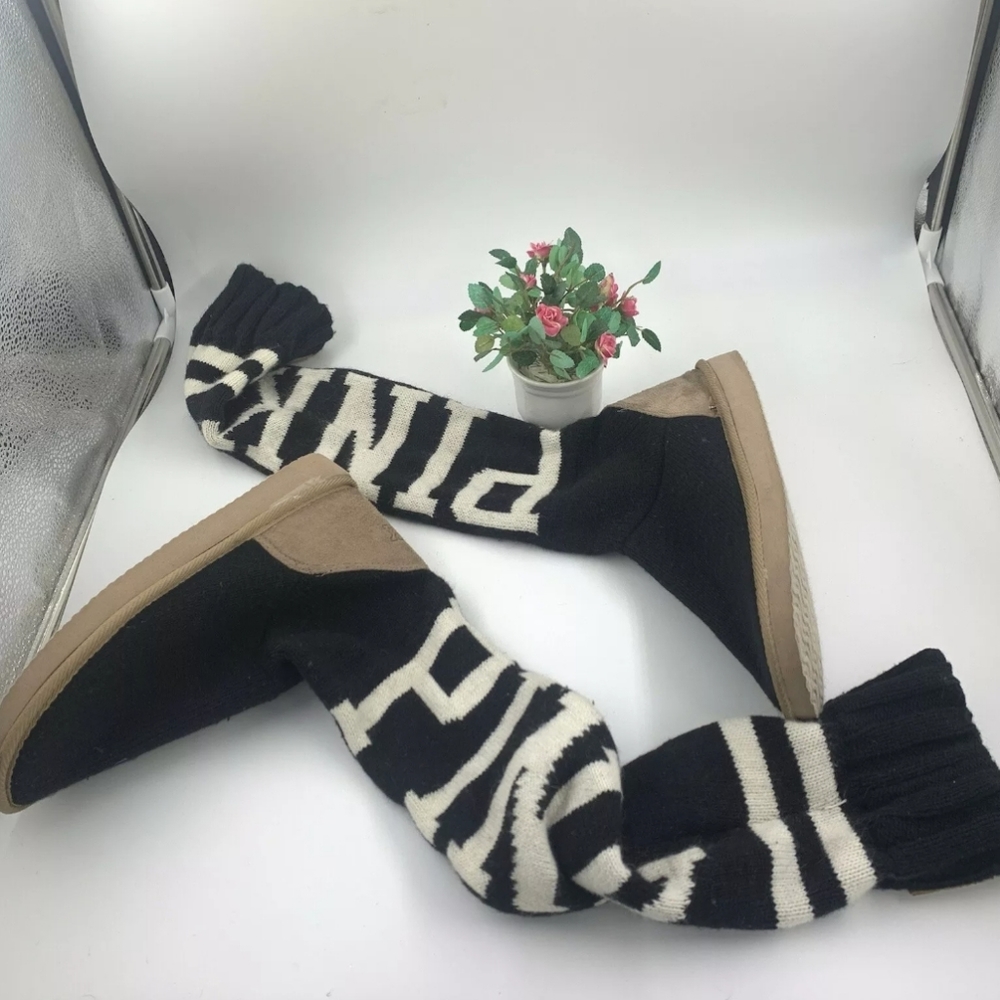 VS PINK Mukluk sweater knit slipper boots